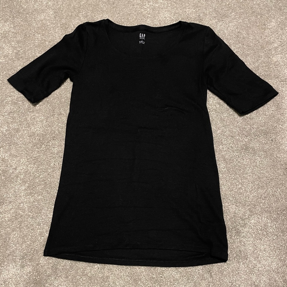 Gap Maternity Shirt Bundle